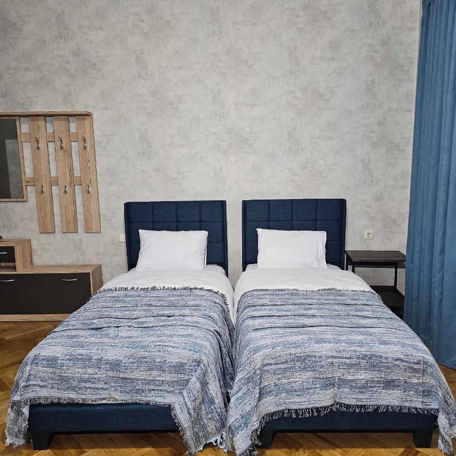Memory Basket Hotel Kutaisi Ngoại thất bức ảnh
