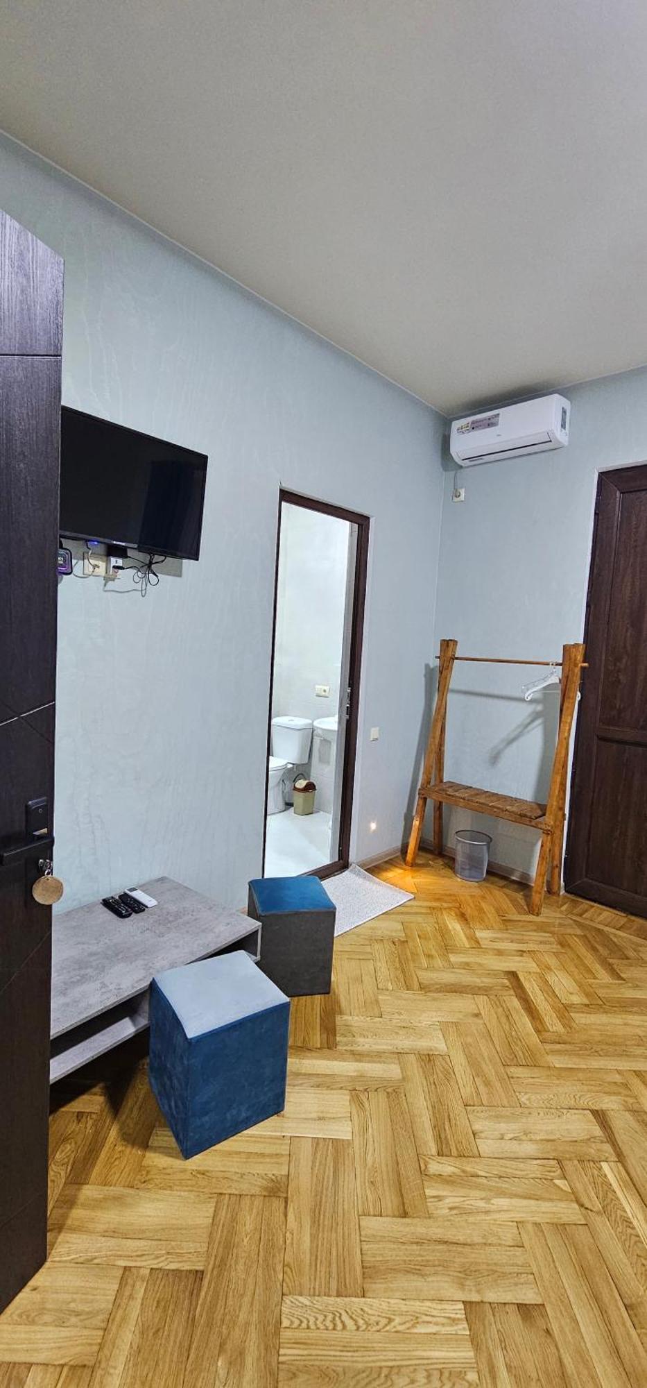 Memory Basket Hotel Kutaisi Ngoại thất bức ảnh