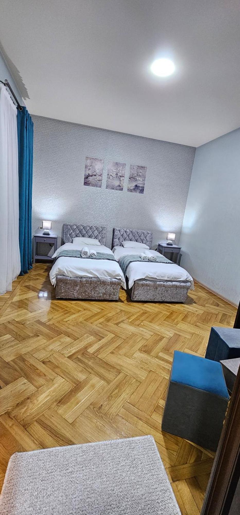 Memory Basket Hotel Kutaisi Ngoại thất bức ảnh